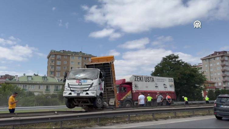 Damperli kamyon böyle şaha kalktı! Görenler şaştı kaldı - Resim: 4